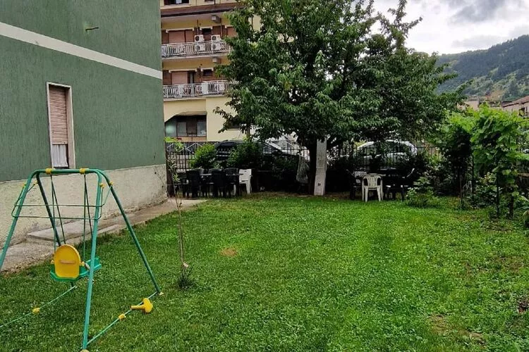 Appartamento a Tagliacozzo - Garten Sommer