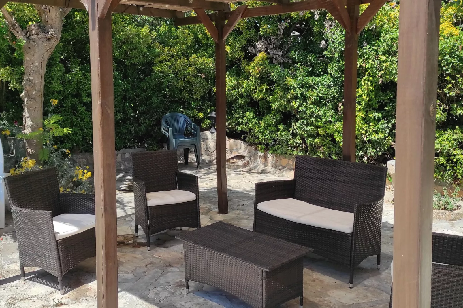 Villa Barone Guest House-Garten Sommer