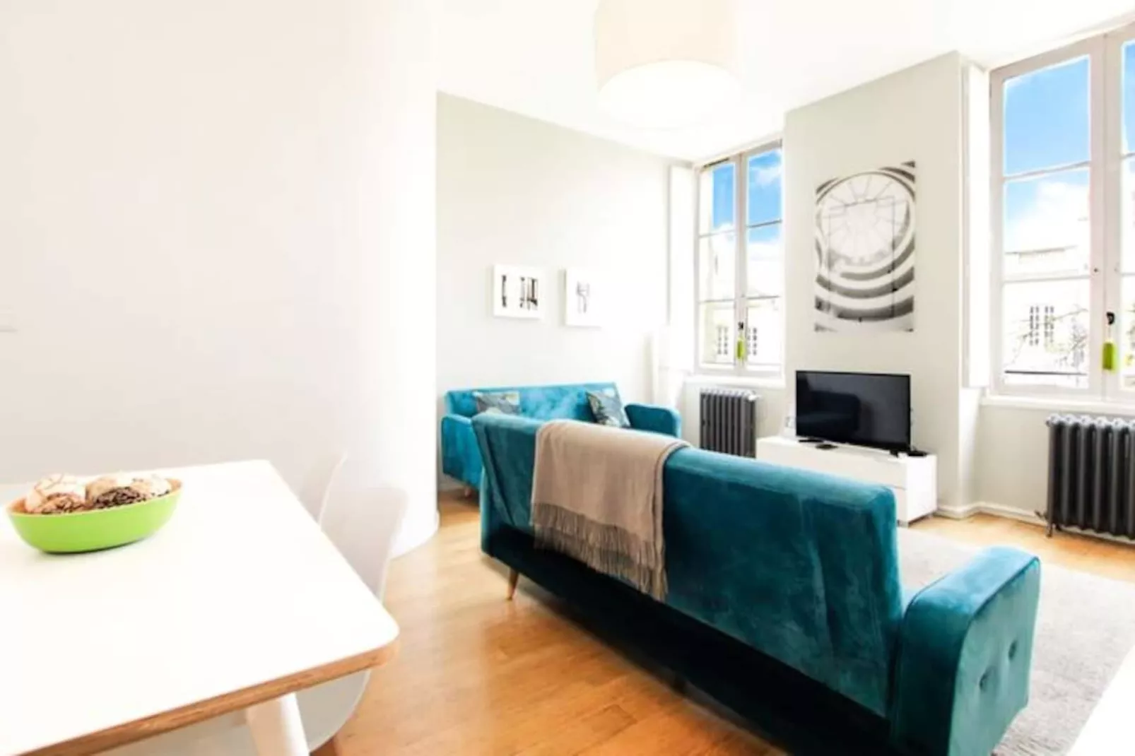 Splendide T3 De Standing, Face Au Jardin Public Pour 4 Personnes Et Enti&egrave;re