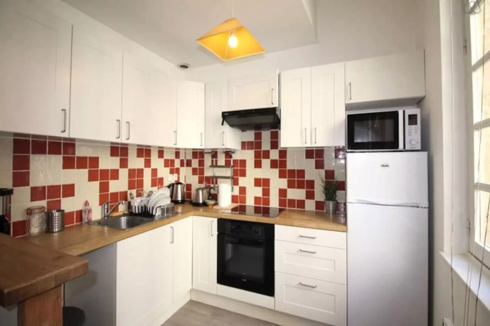 Magnifique Appartement De Charme Confortable Pour 6 Dans La Rue Ausone