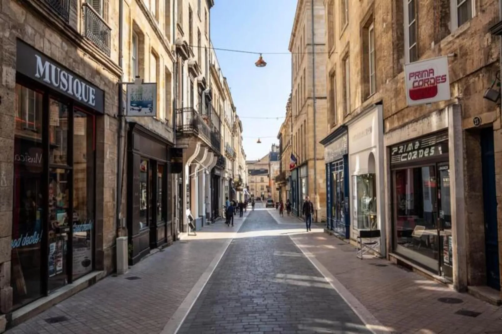Superbe Appartement &agrave; La Belle Pierre Pour 4 Dans La Rue Des Antiquaires