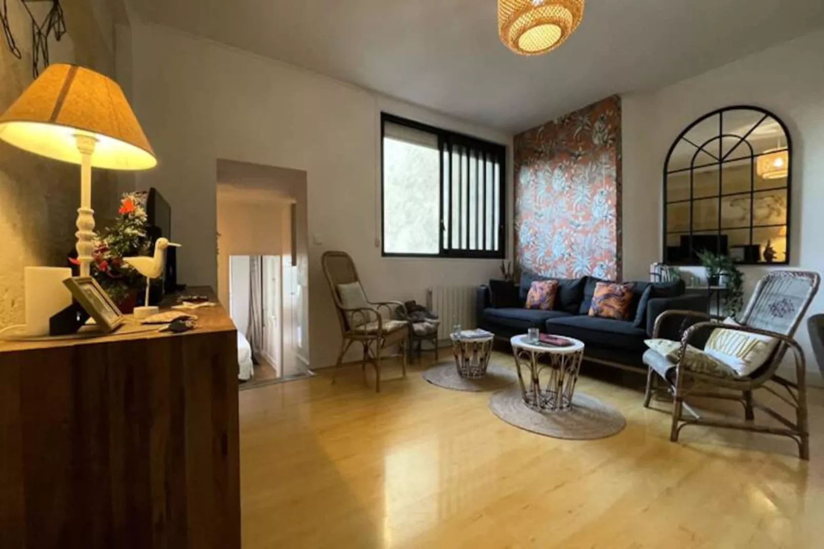 Superbe Appartement Joliment D&eacute;cor&eacute; Pour 4 P Sur Les Quais De Bordeaux