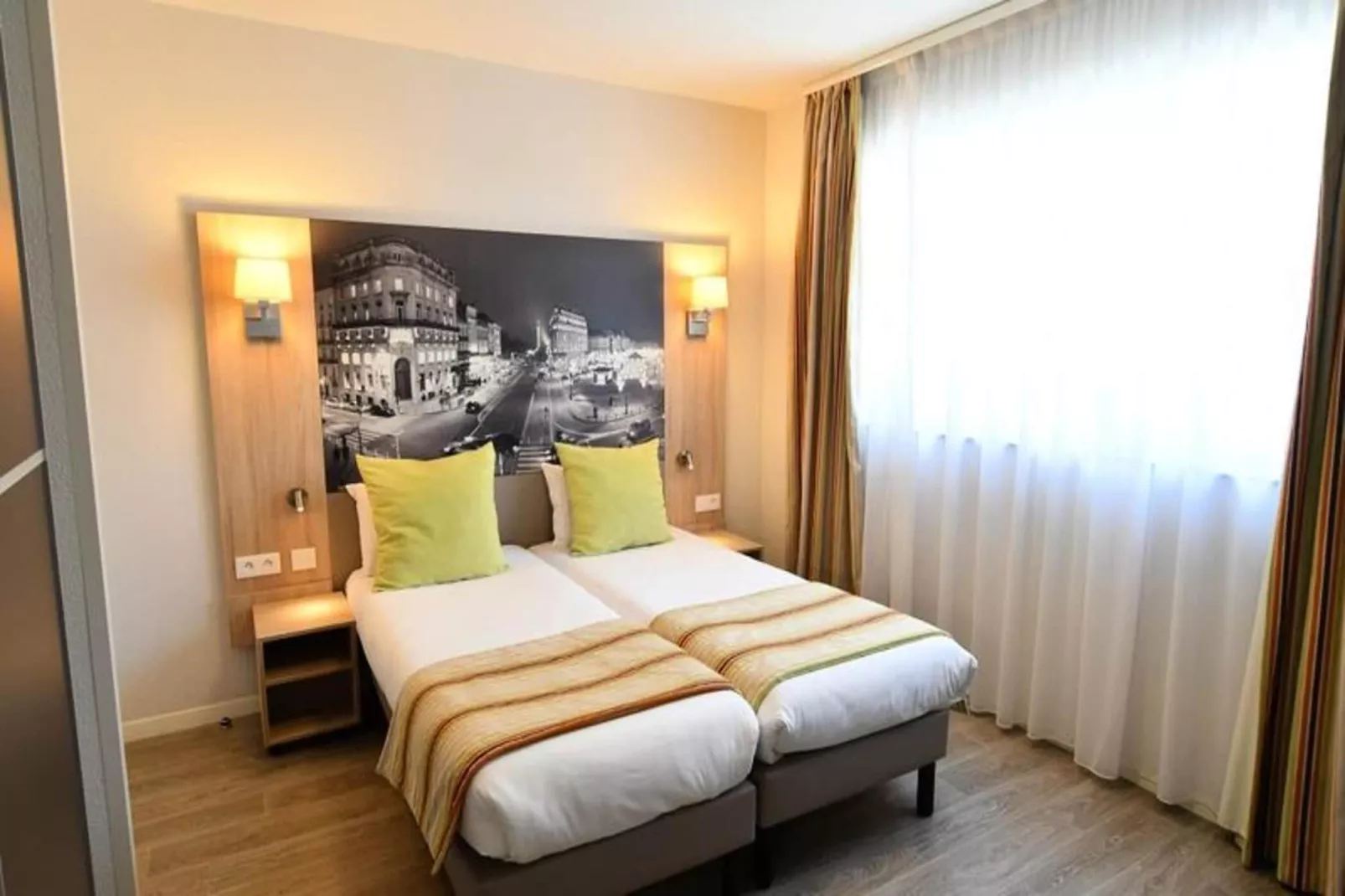 Appart'Hôtel Mer & Golf Bordeaux Bassins à Flot***