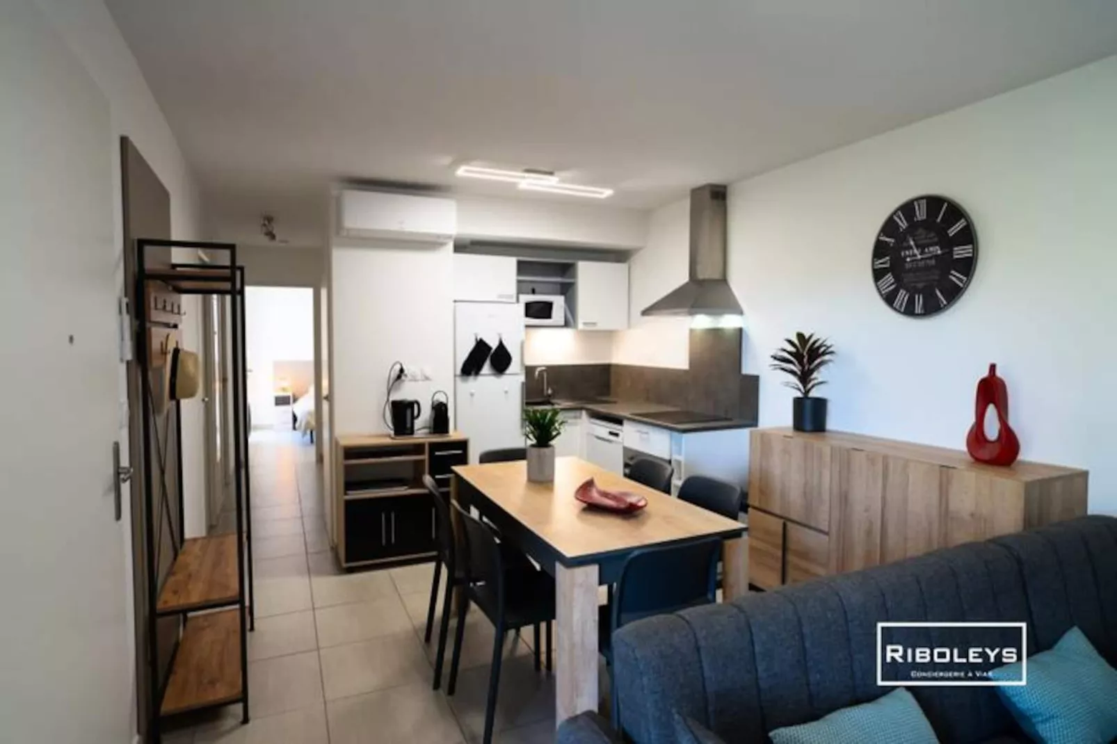 T4 Climatis&eacute; Avec Piscine &agrave; 400m De La Mer