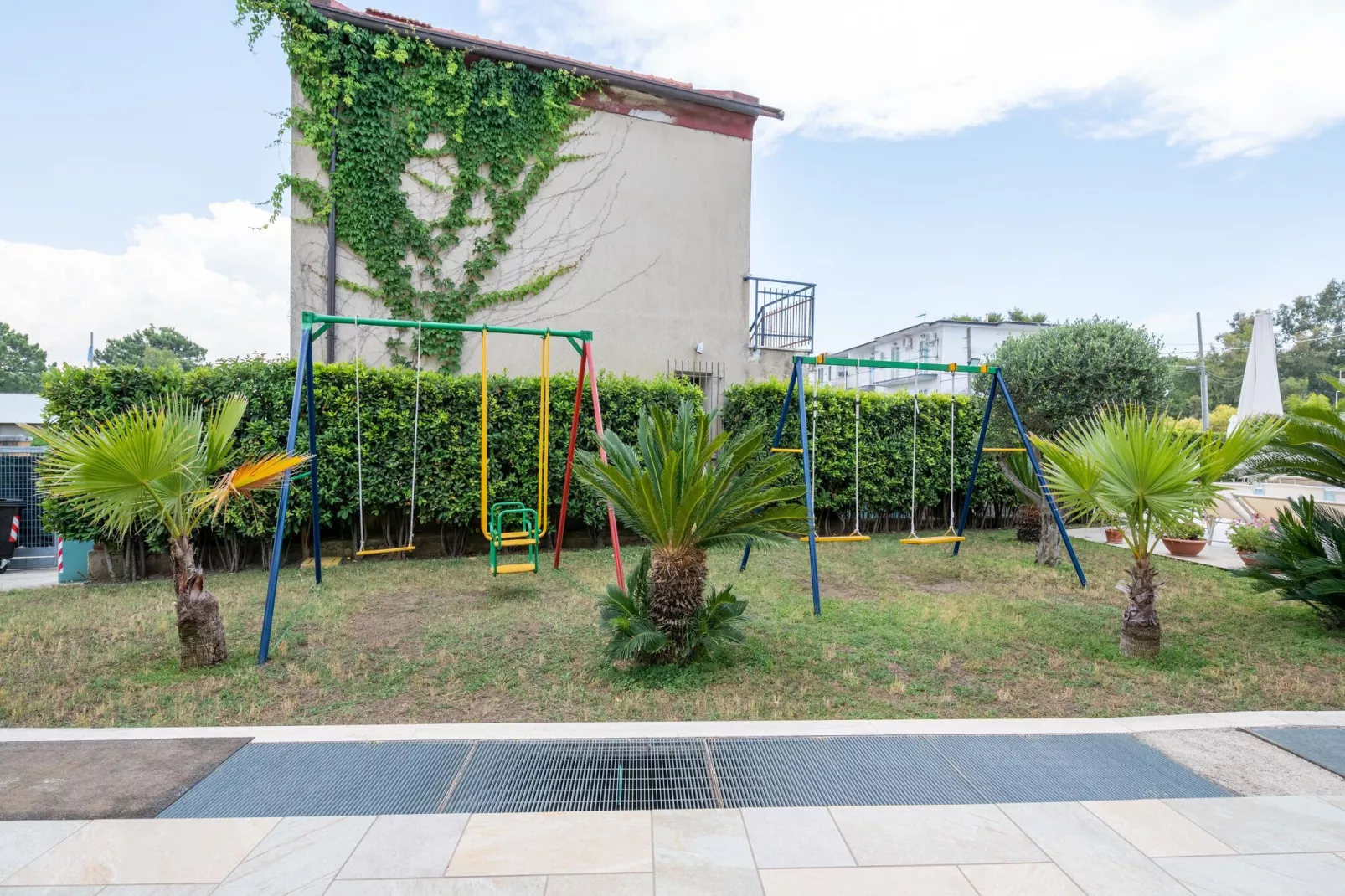 Conca degli Dei con patio-Gärten Sommer