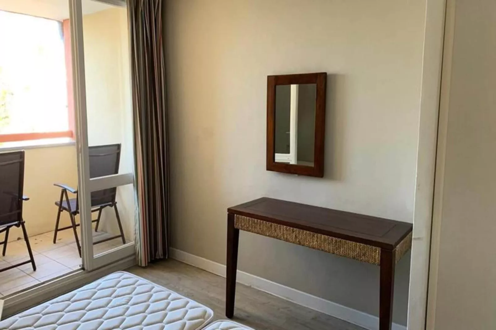 Résidence Bel Appartement 5 Pers Avec Piscine, Tennis Et Parking 236