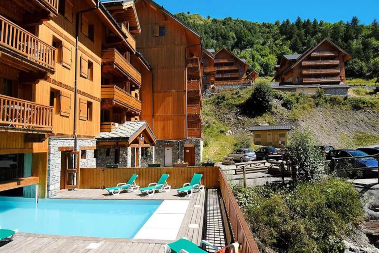 Résidence Odalys Le Hameau et Les Chalets de la Vallée d'Or***