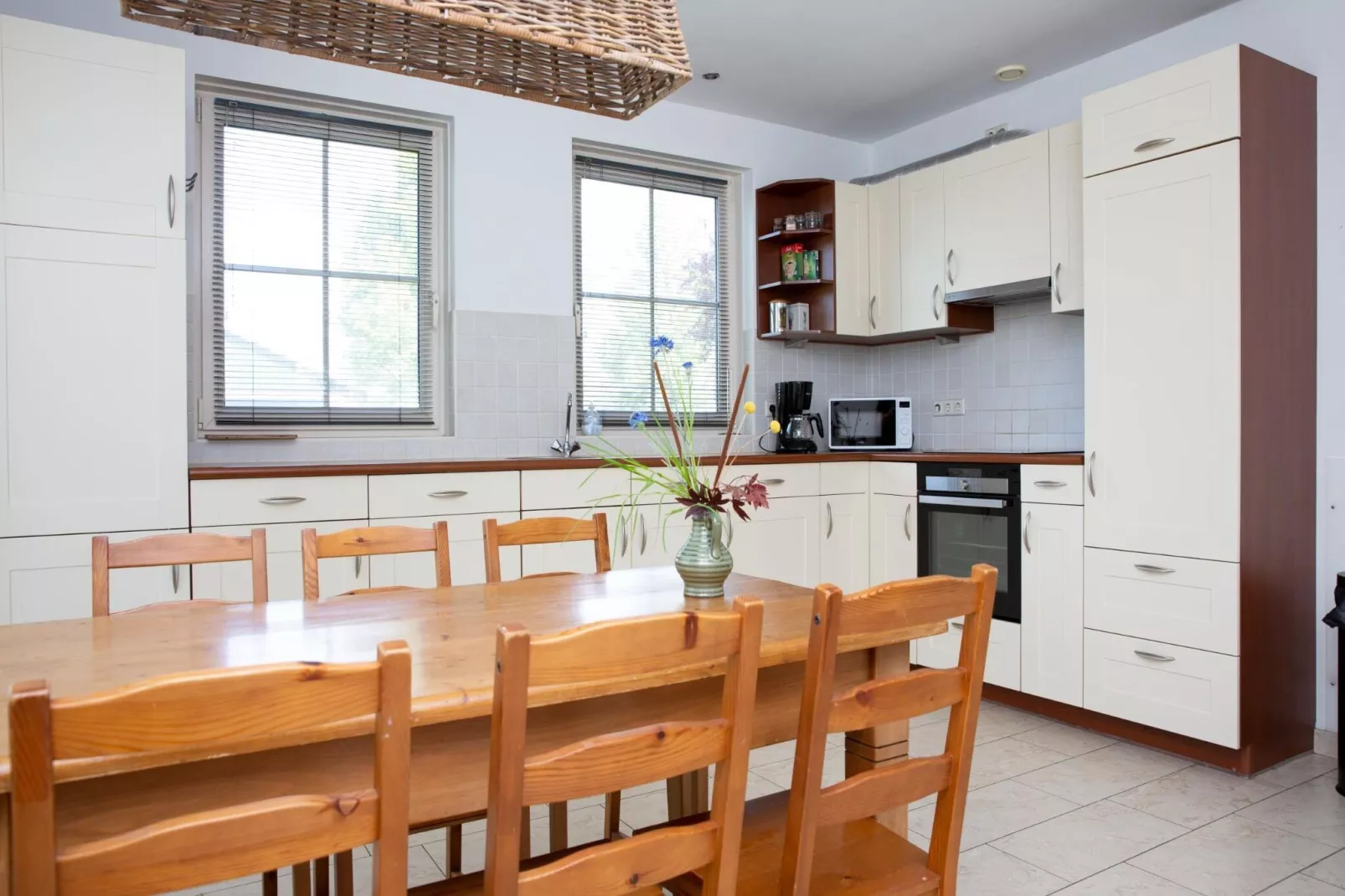 De Genderense Hoeve-Kitchen