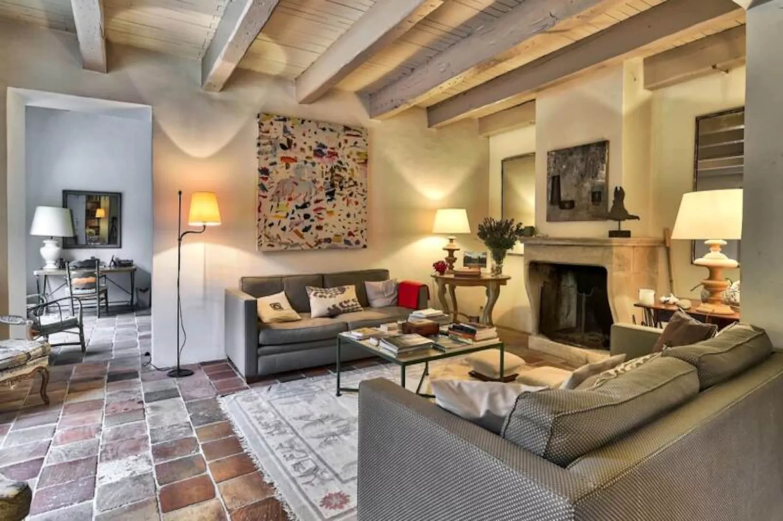 "le Mas Des Oliviers: Esprit Proven&ccedil;al Authentique"