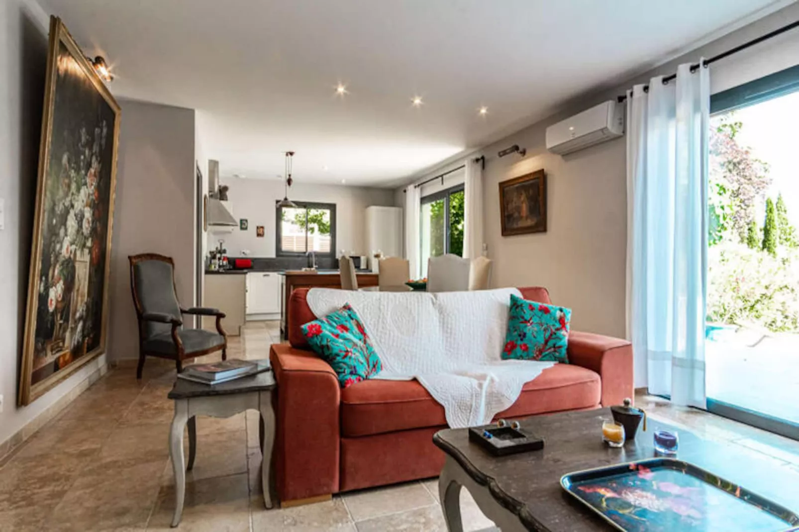 La Verdi&egrave;re - Maison Contemporaine De Plain Pied Avec Jardin Et Piscine Pri