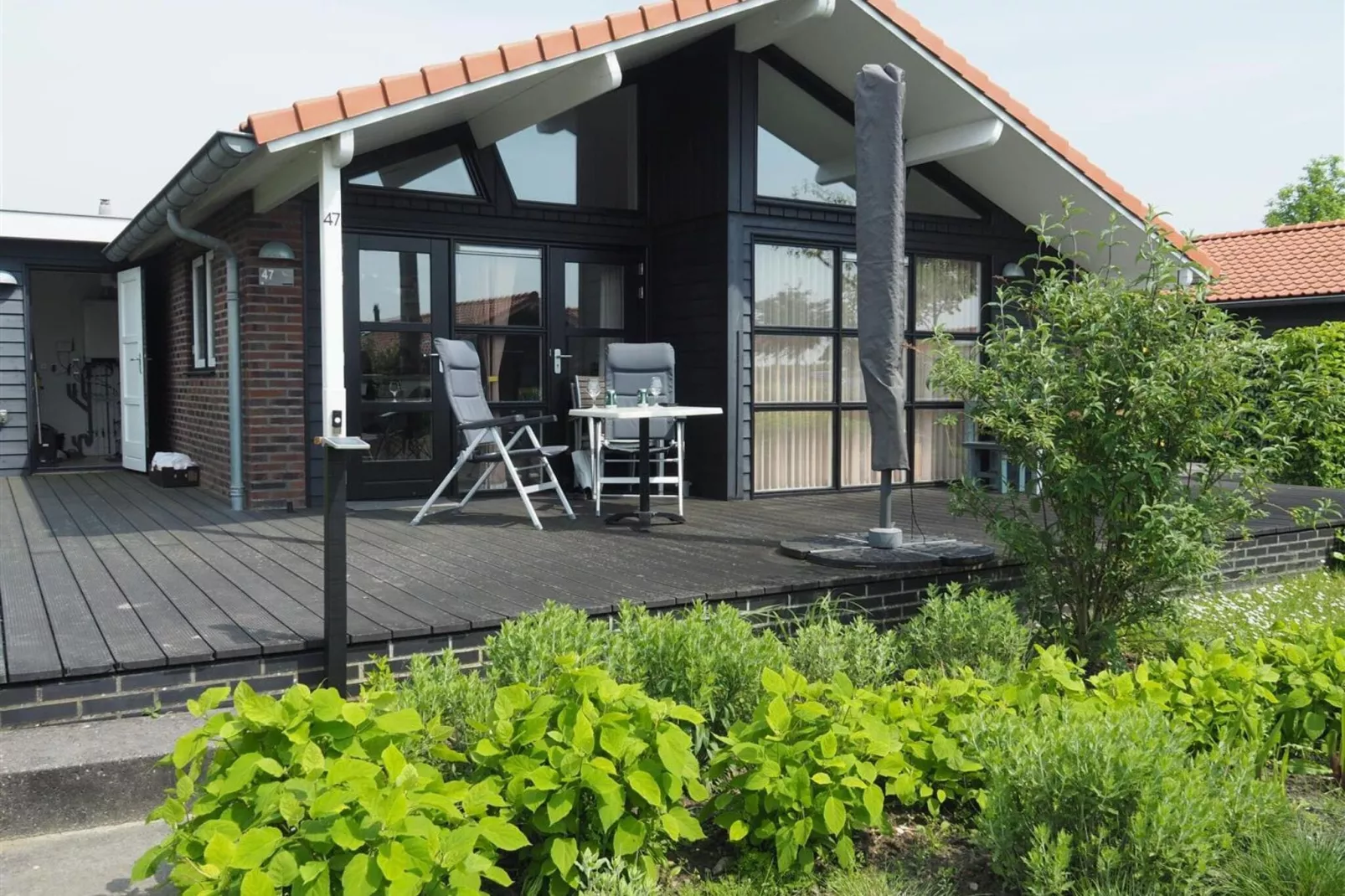 Dichtbij de Oosterschelde-Exterior summer
