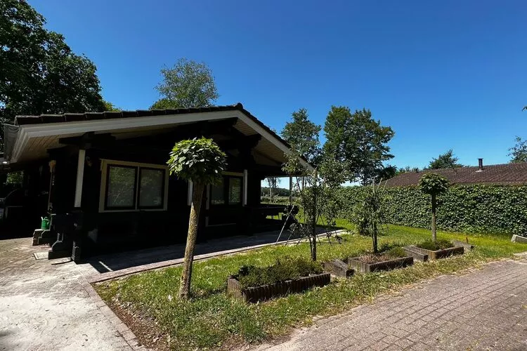 Kukeluusje-Exterior summer