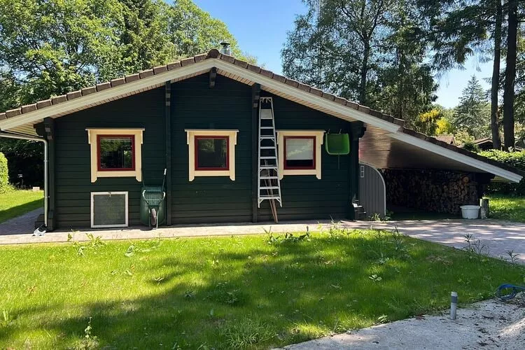 Kukeluusje-Exterior summer