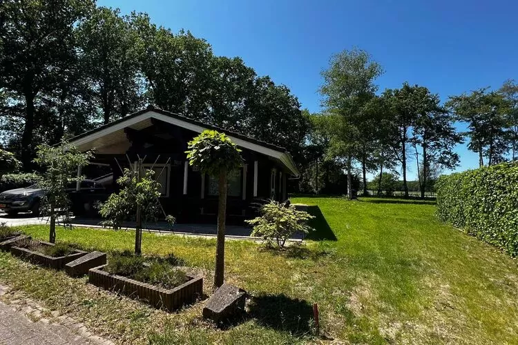 Kukeluusje-Exterior summer