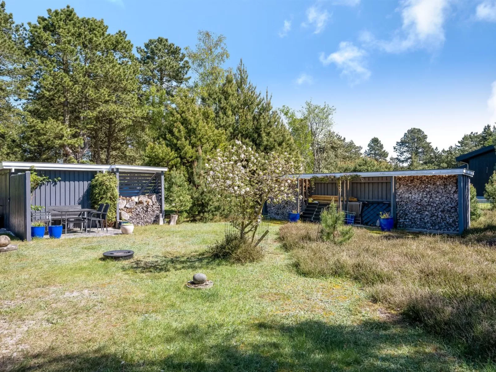 "Elba" - 275m to the fjord-Outside