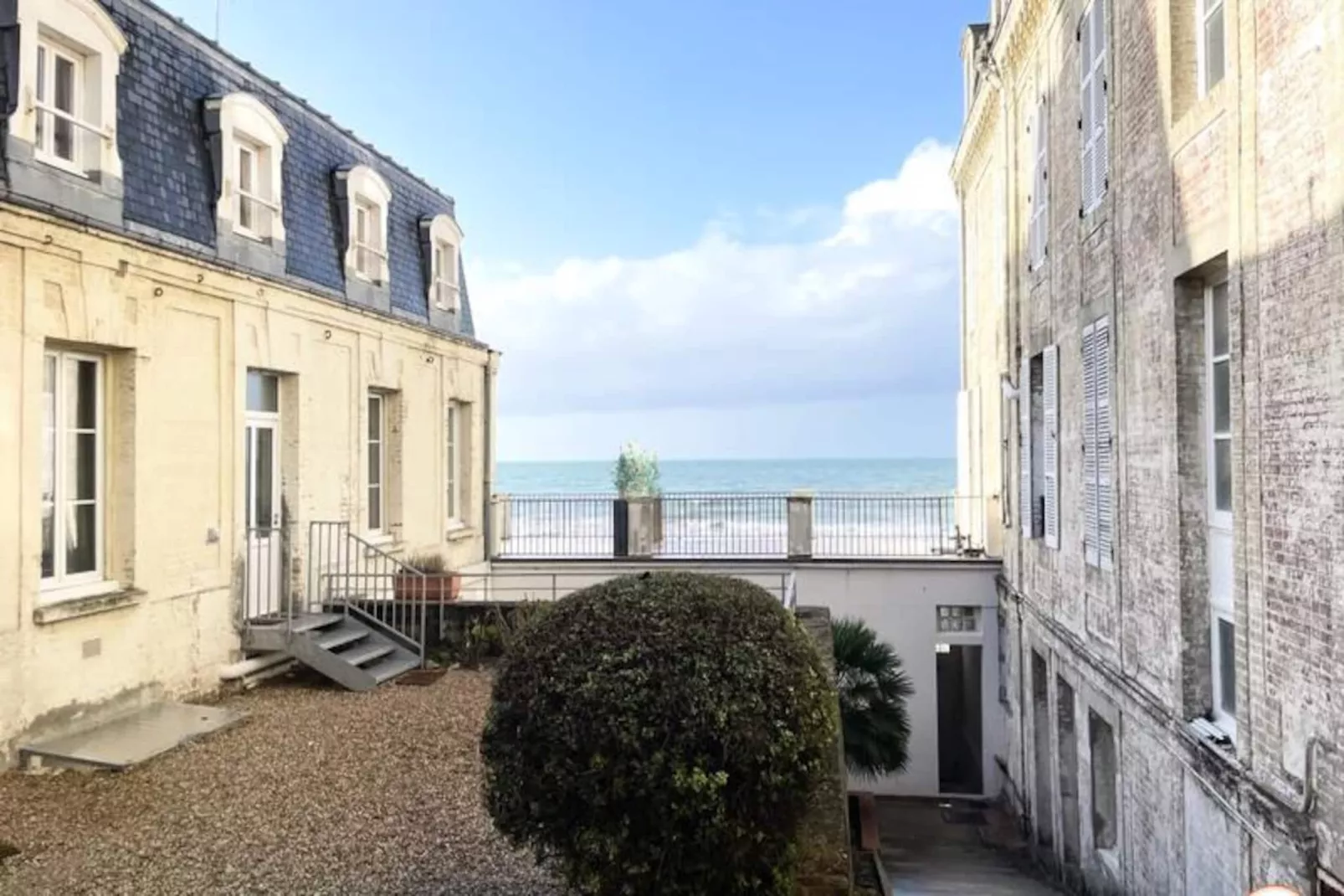 🌅 Le Sunset - Vue Mer - Accès Plage Privé-Image-tags.