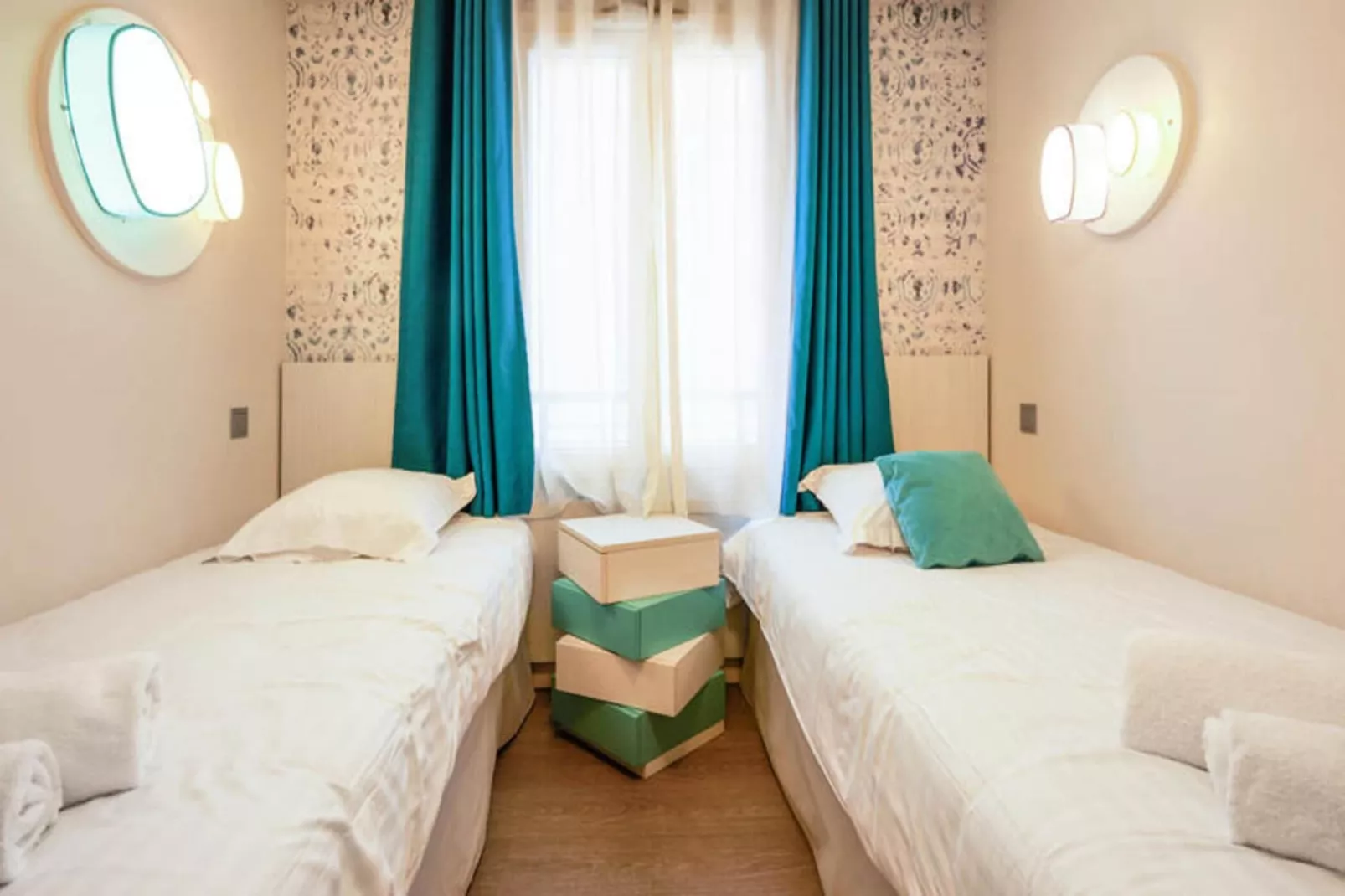 Résidence Presqu'Ile de la Touques-Exterior in summer