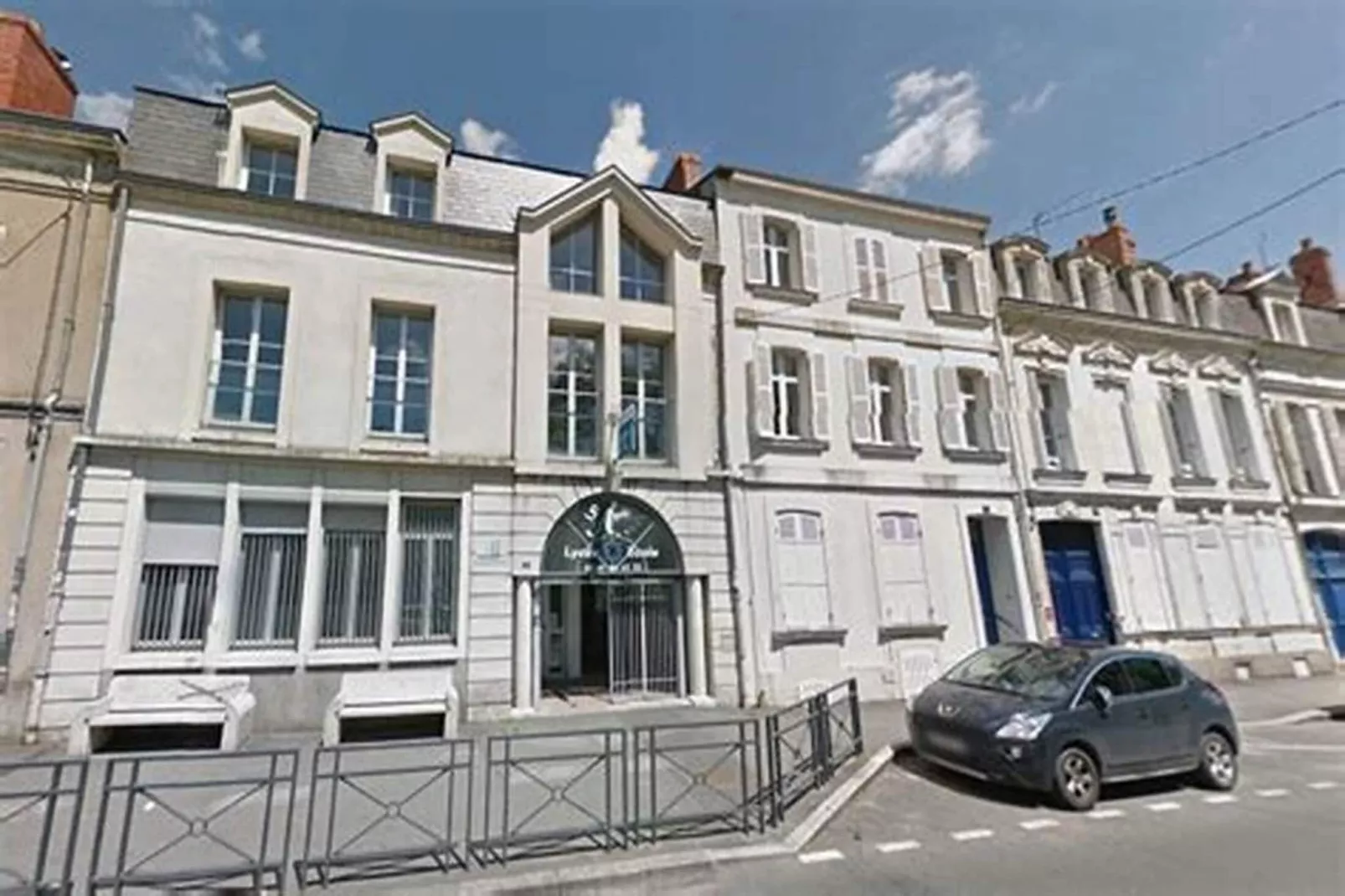 Magnifique Studio Bordelais En Plein Coeur De La Ville-Areas within 5km in summer