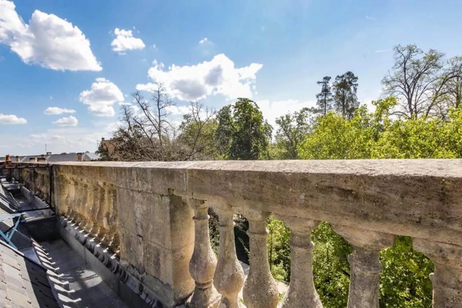 Maison Labruy&egrave;re - Suite Cosy Jardin-Exterior in summer