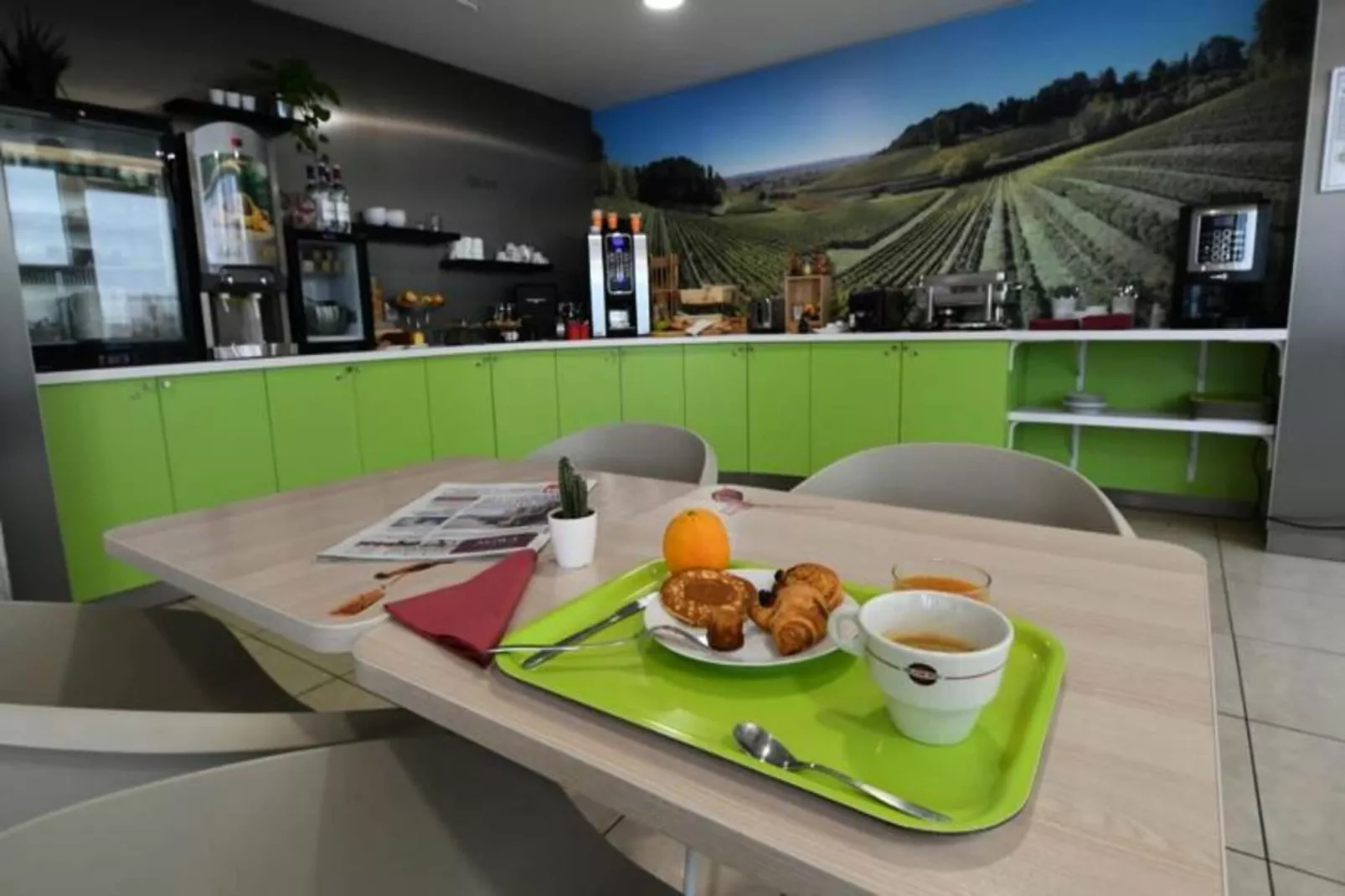 Appart'Hôtel Mer & Golf Bordeaux Bassins à Flot***-Dining room