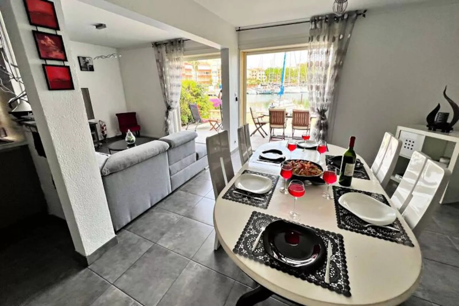 Résidence Les Marines Du Port-Image-tags.