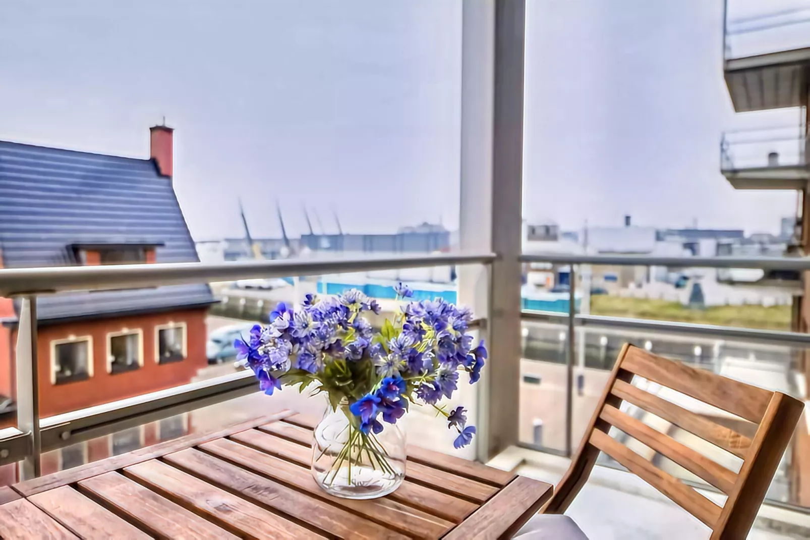 Scheveningen Harbour 10B-Terrace balcony