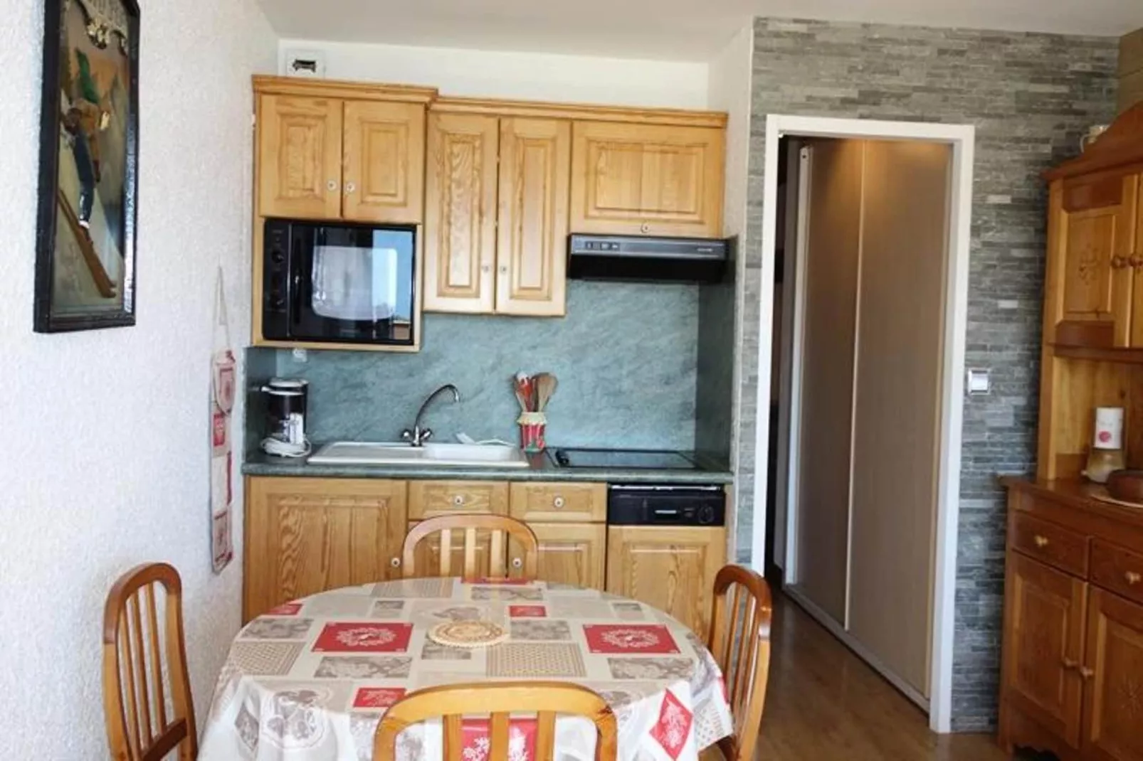 Résidence Maison De L'alpe-Salle à manger