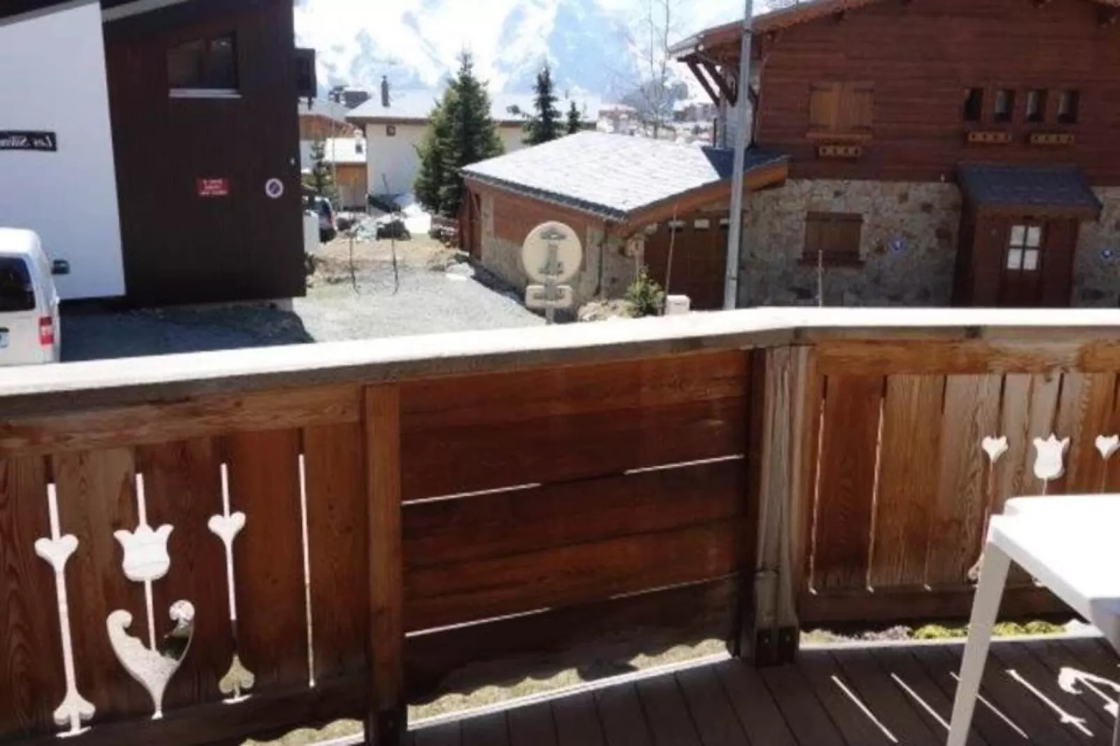 Chalet Alpina-Exterior in summer