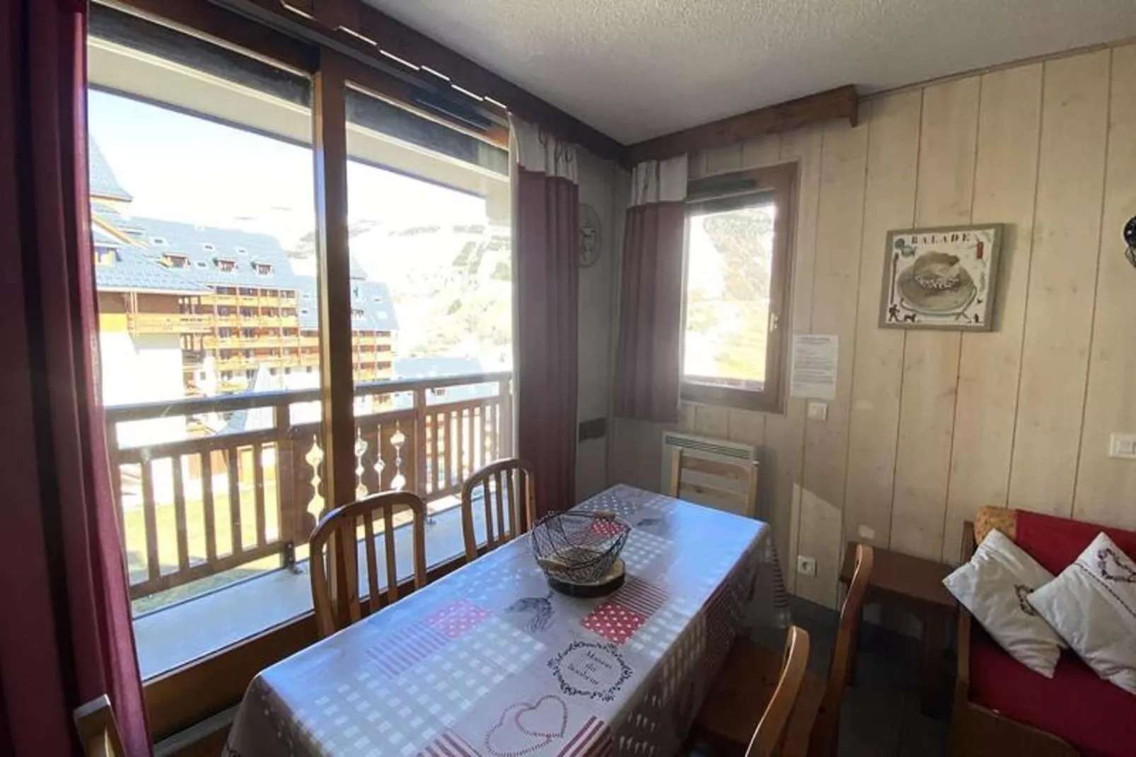 Résidence Soleil-Dining room