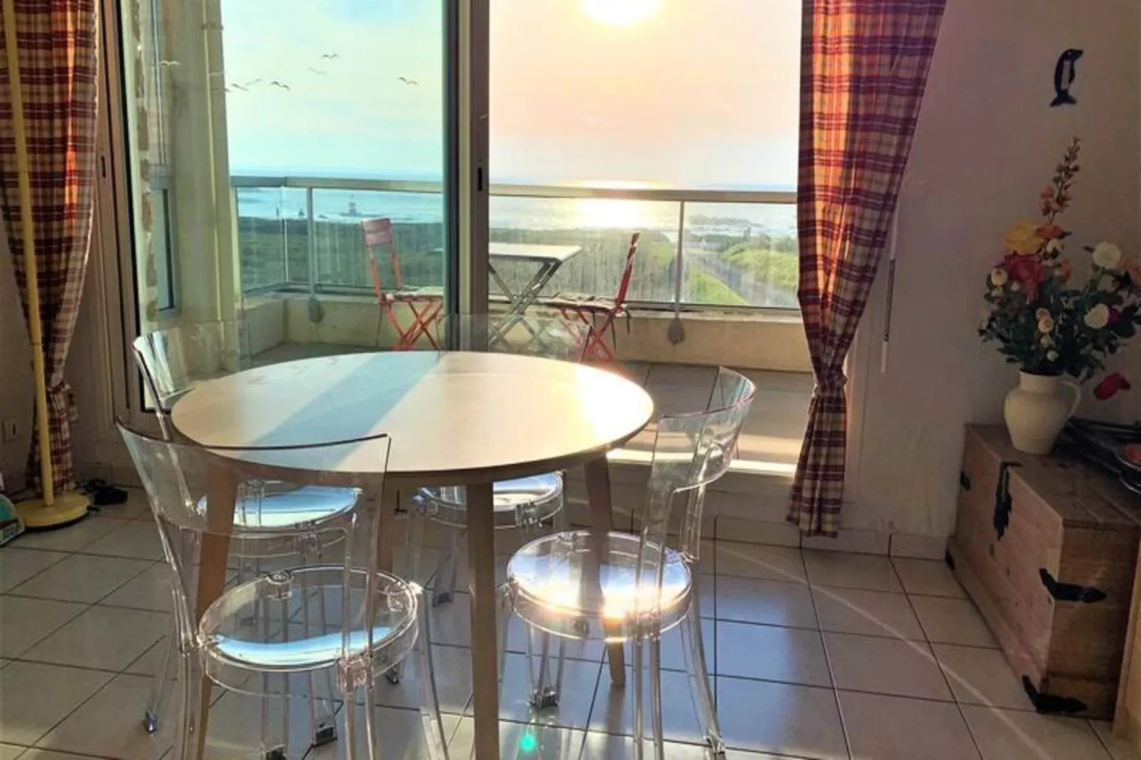 Résidence Er Palouen-Dining room