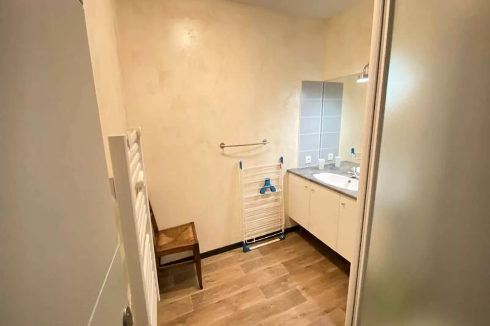 Résidence Pre De Camille-Esszimmer