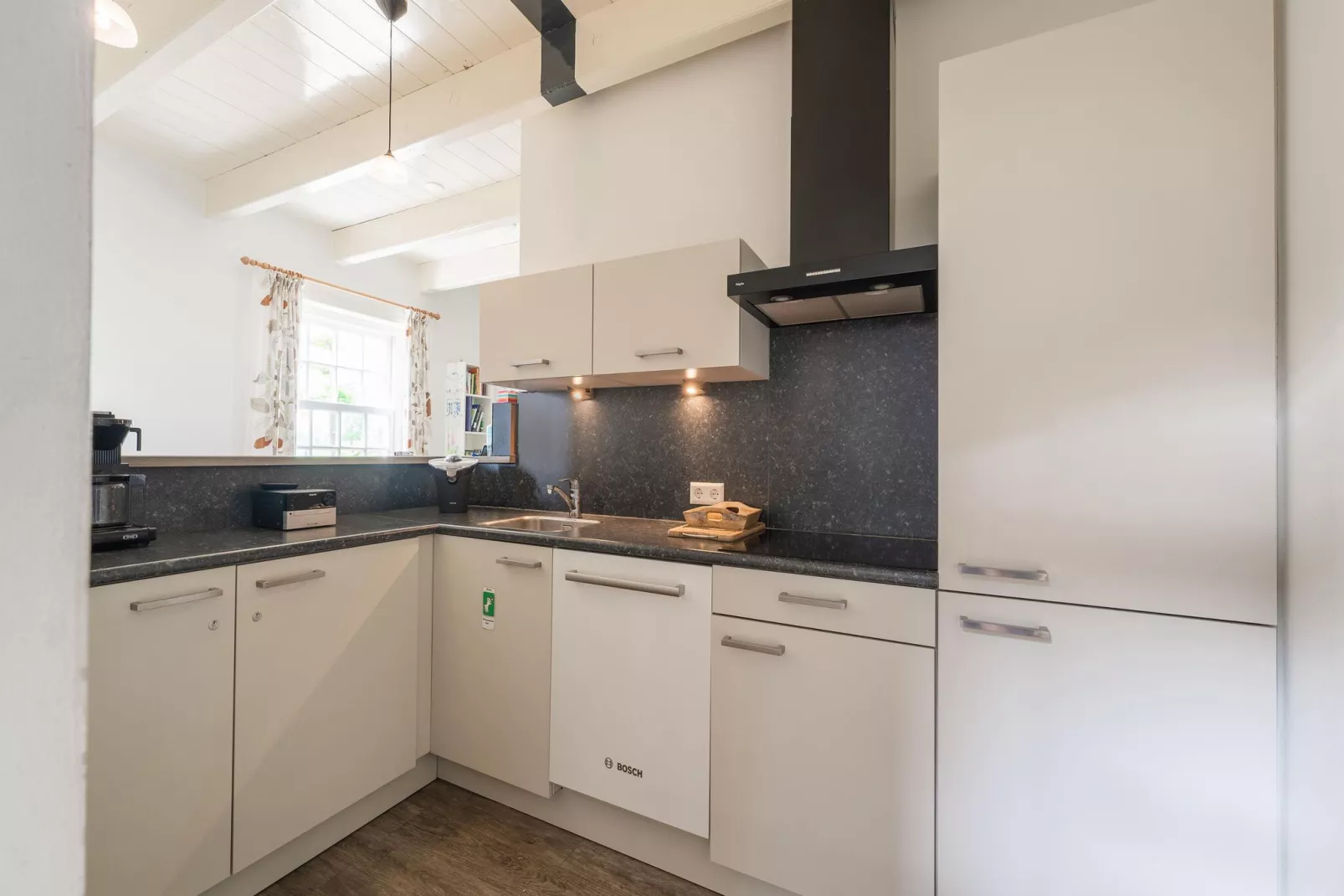 The Old Farmhouse-Kitchen