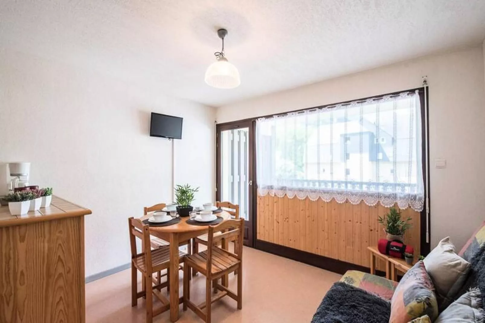 Résidence Portes Du Soleil B-Dining room