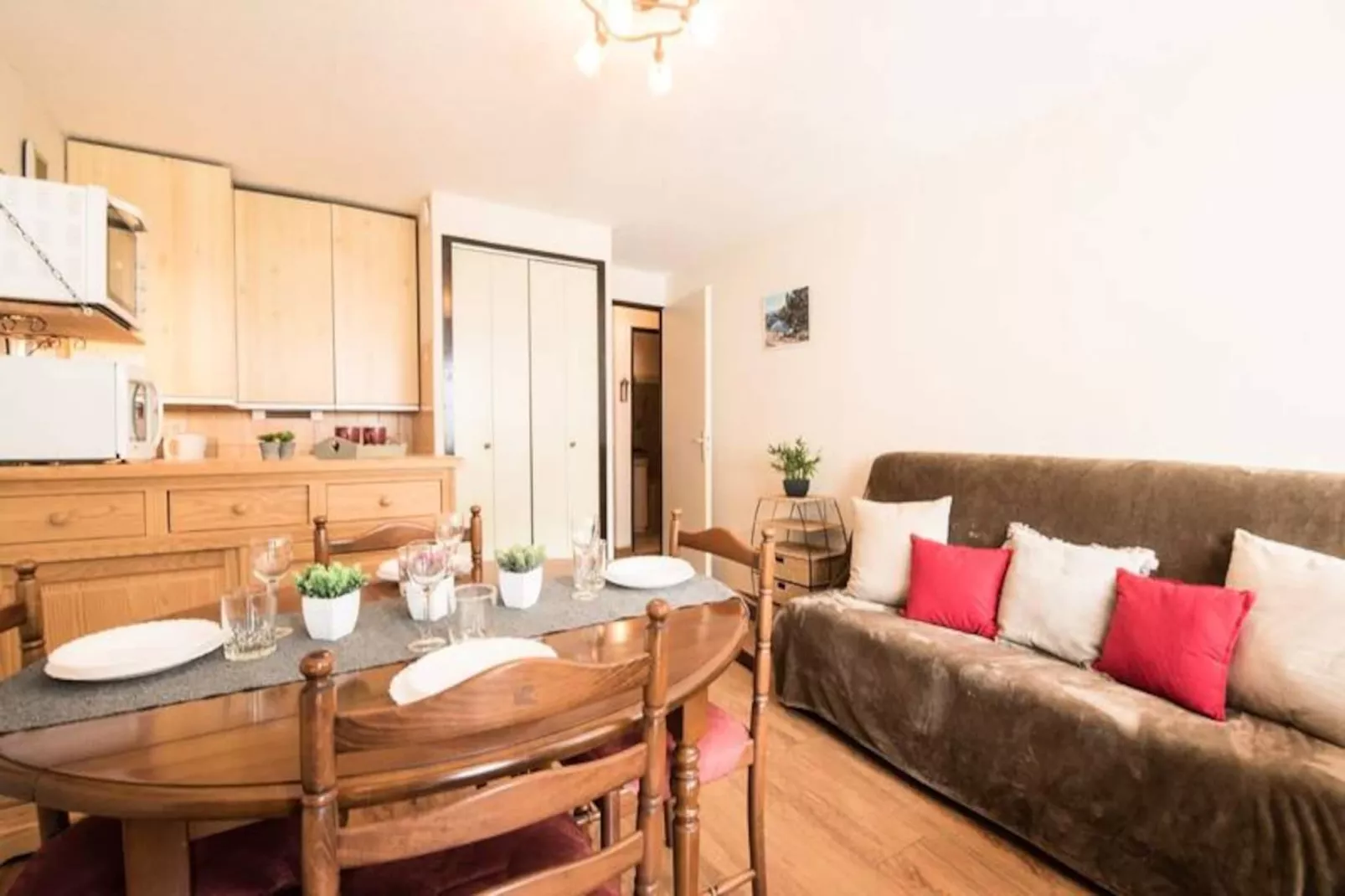 Résidence Aurette:cap De Long-Image-tags.