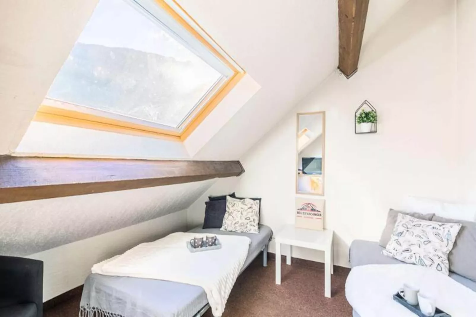 Résidence Aurette:pic Long-Image-tags.