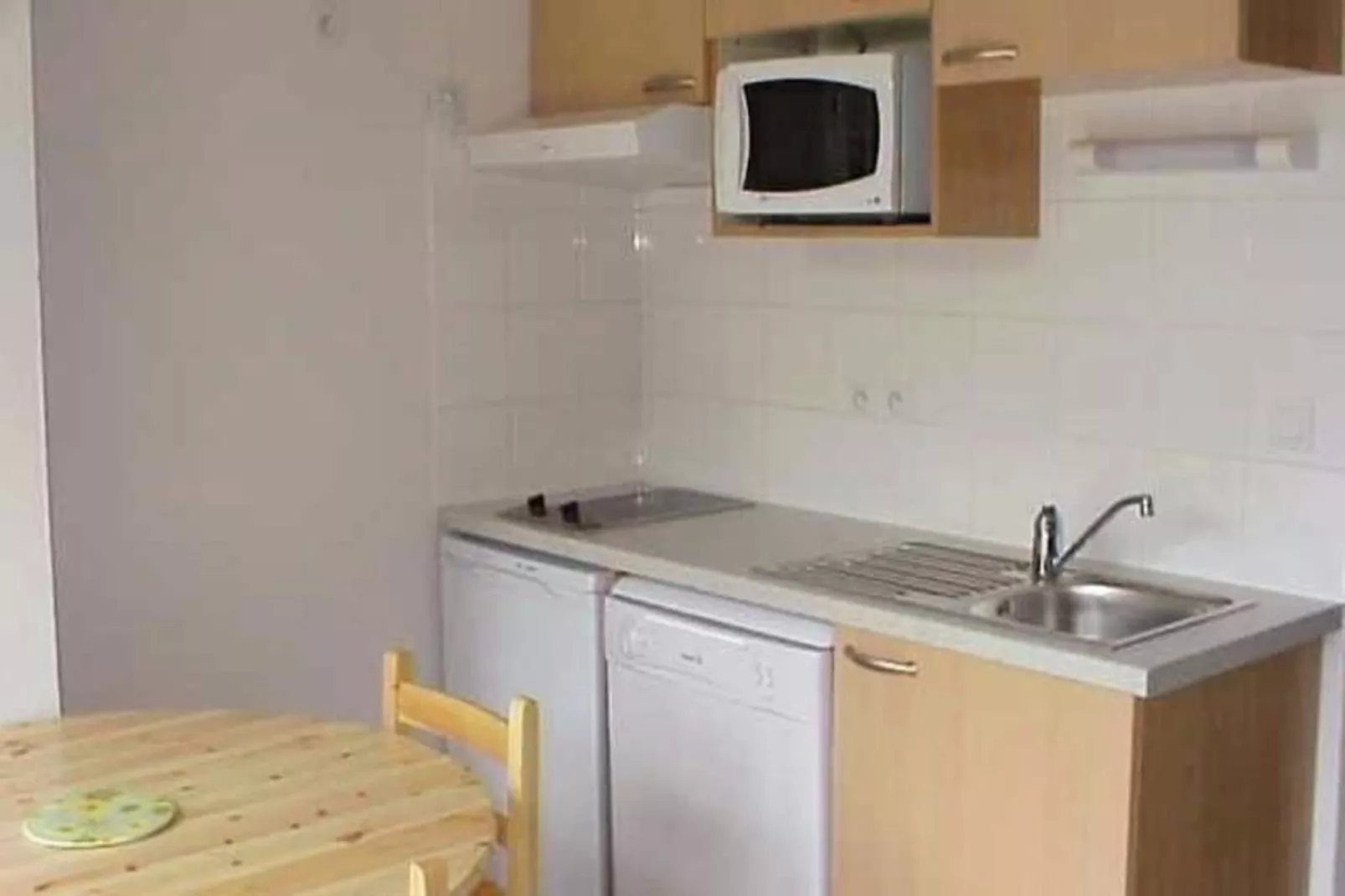 Résidence Eugenie-Kitchen