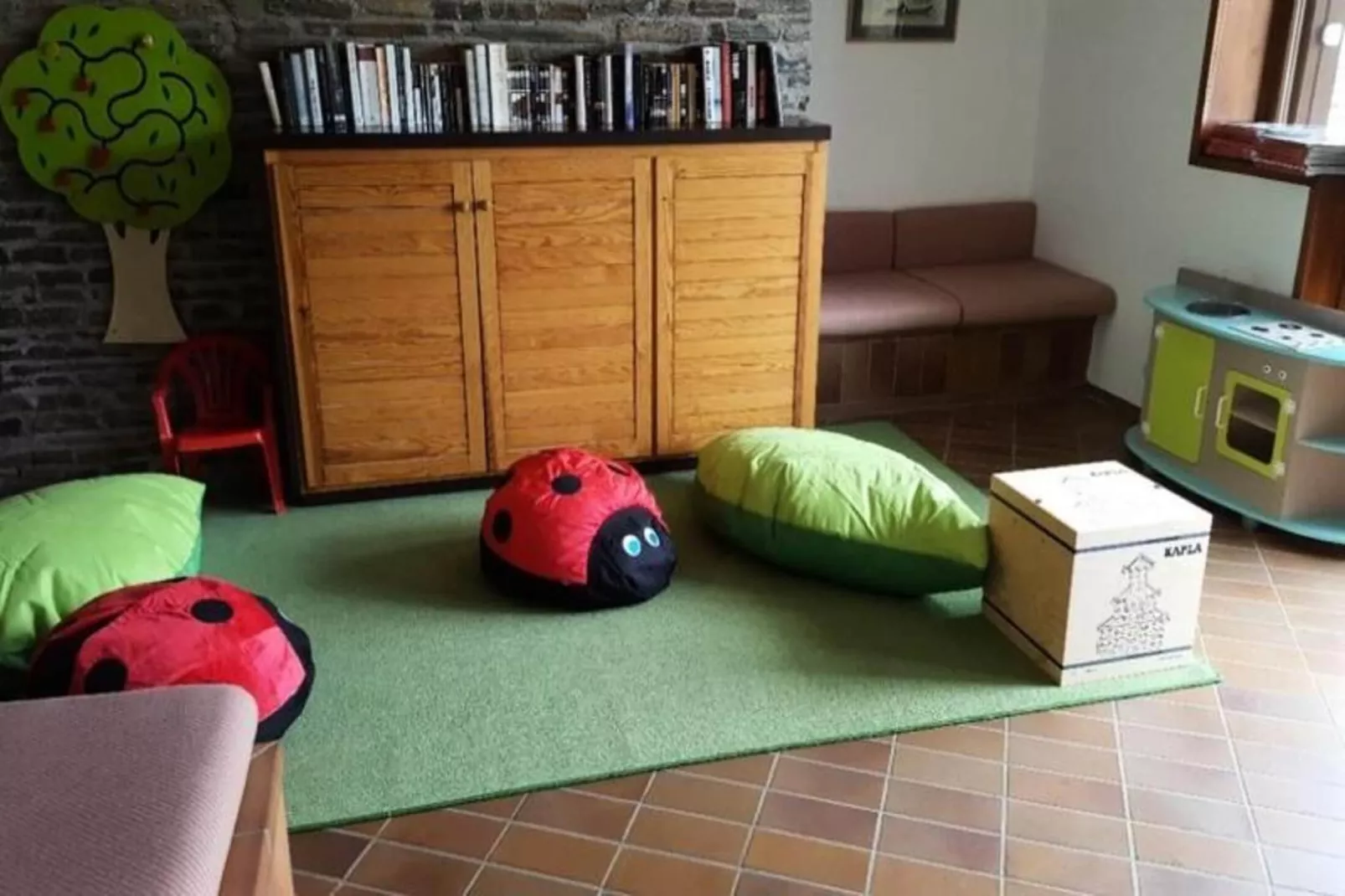 VVF Résidence Les Angles Pyrénées-Außenbereich Sommer