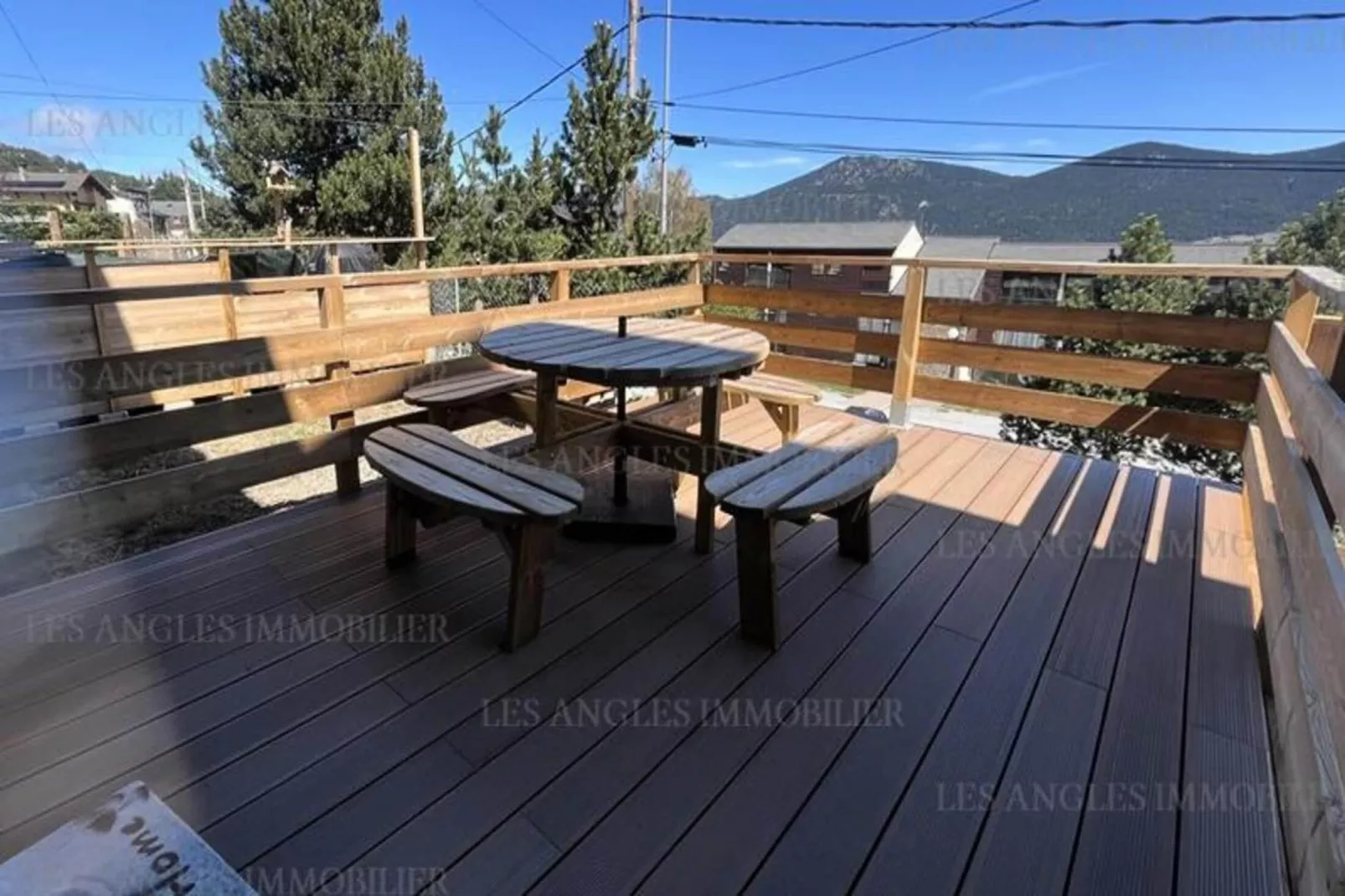 Résidence Les Mouflons-Exterior in summer