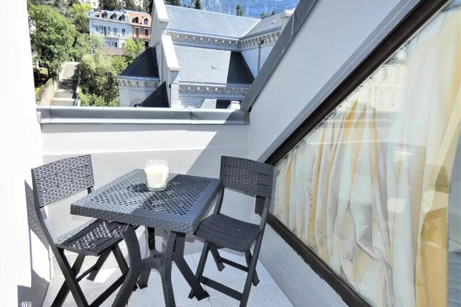 Résidence Le Chateau Durieux 2-Terrace balcony