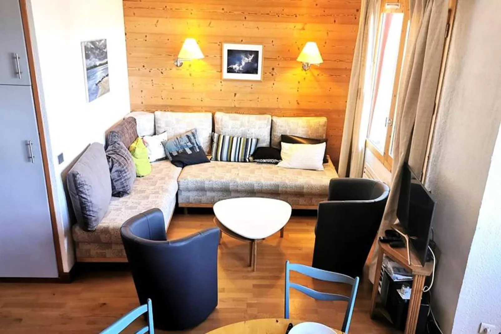 Résidence Terrasse-Dining room