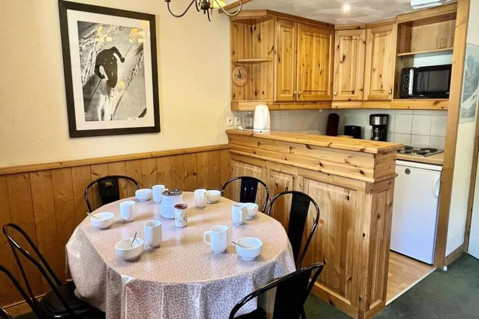 Résidence Valeriane-Salle à manger