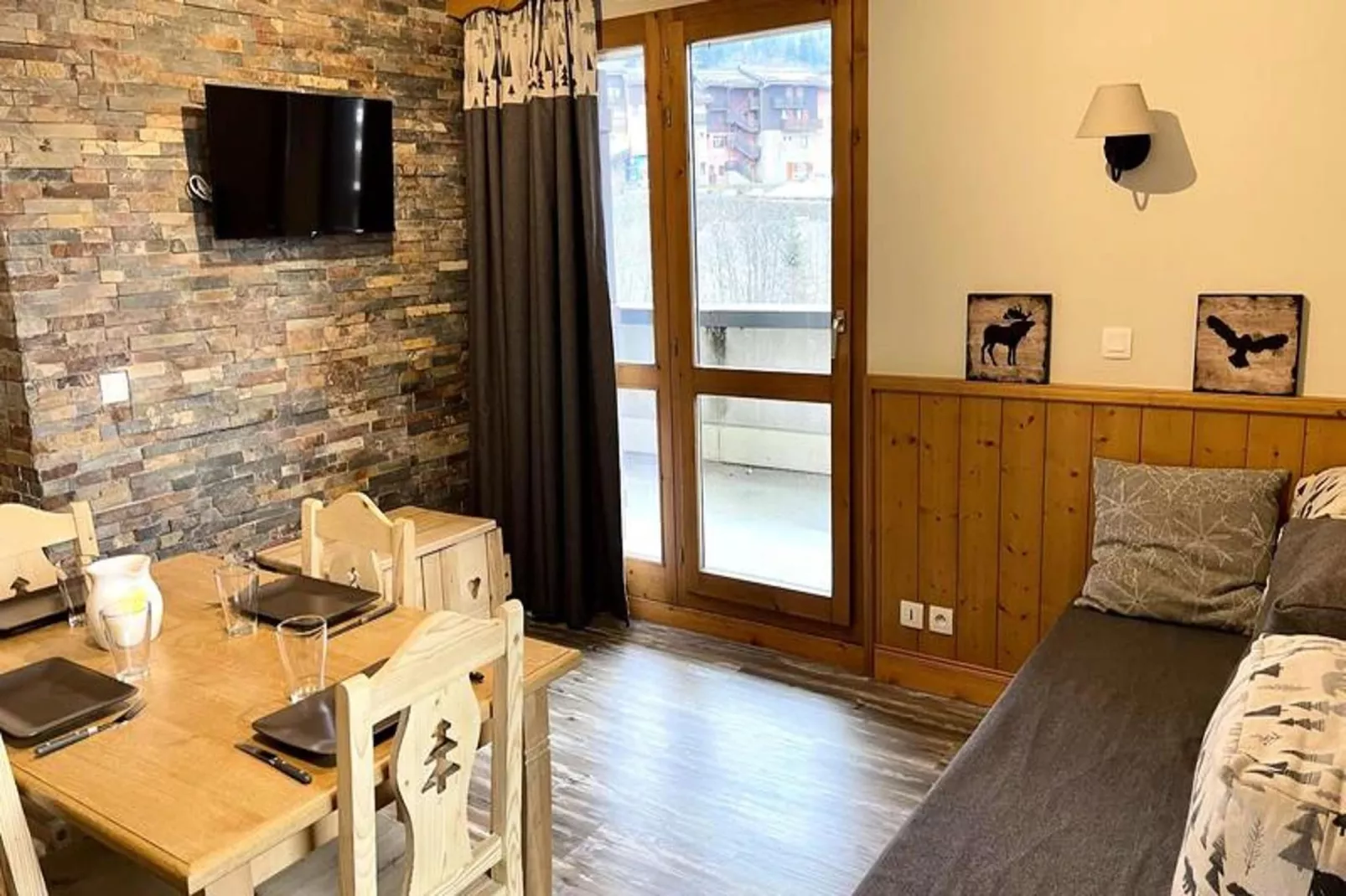 Résidence Valeriane-Salle à manger