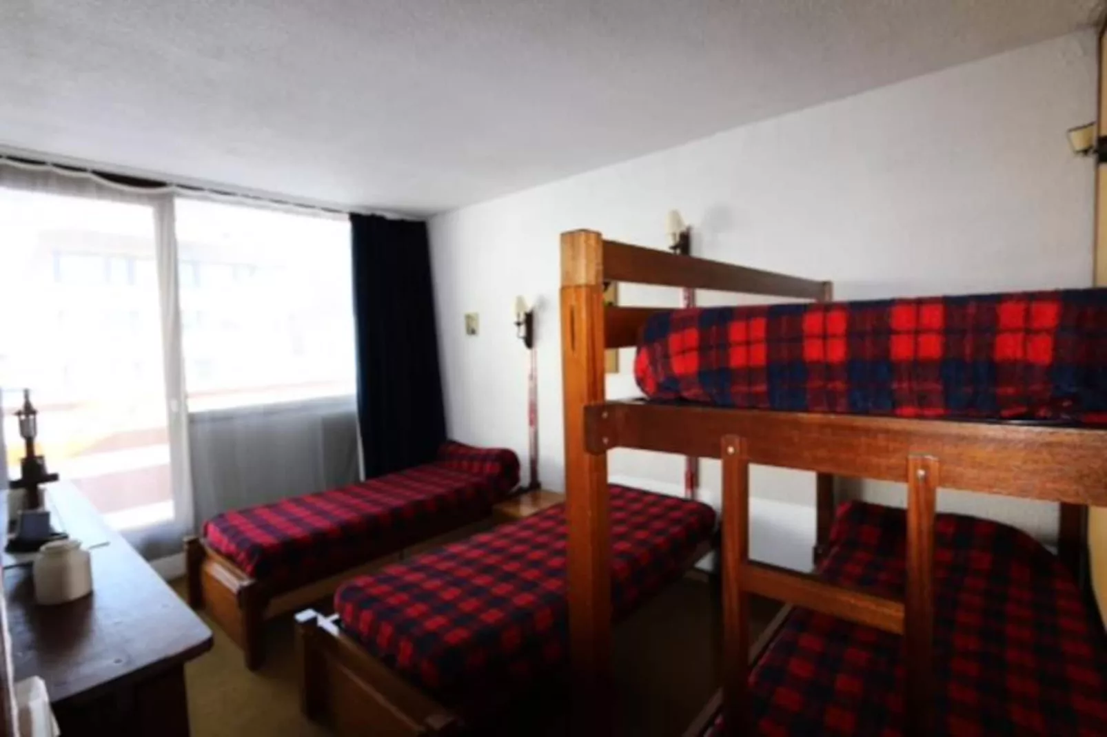 Appartement au coeur des Ménuires avec balcon-Image-tags.