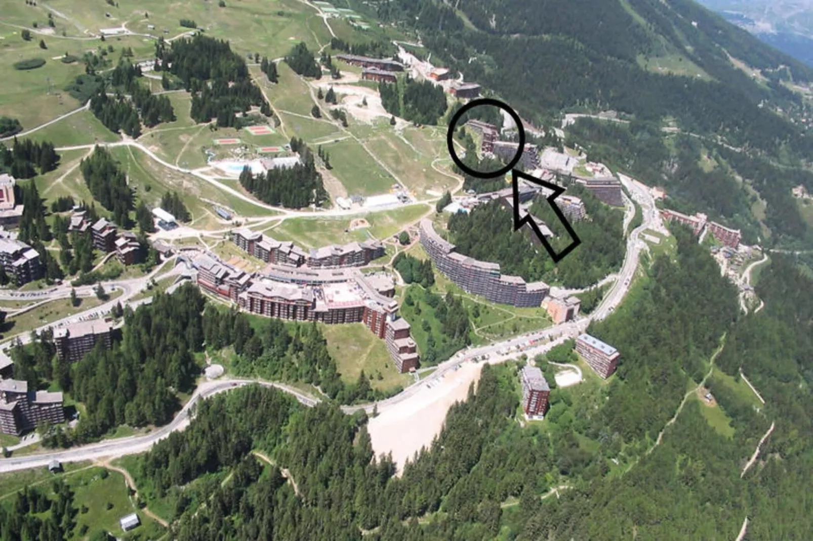 Résidence Belles Challes - Exterior in summer