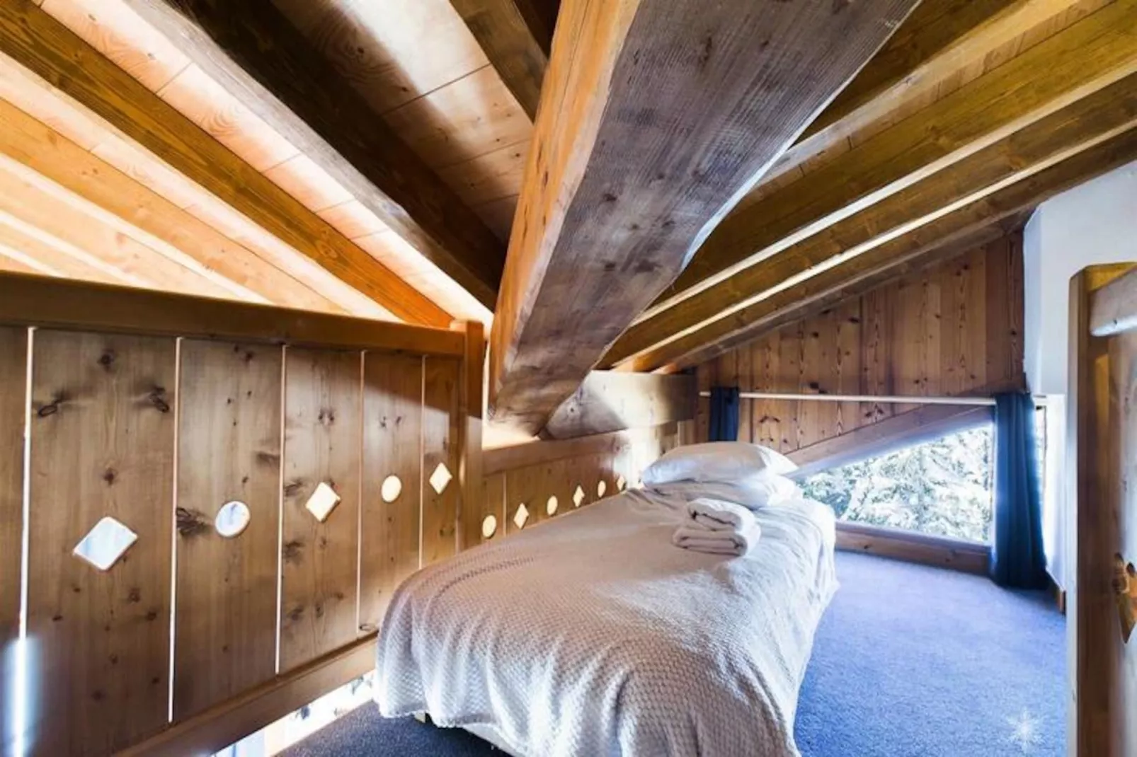 Chalet Le Kandahar-Image-tags.