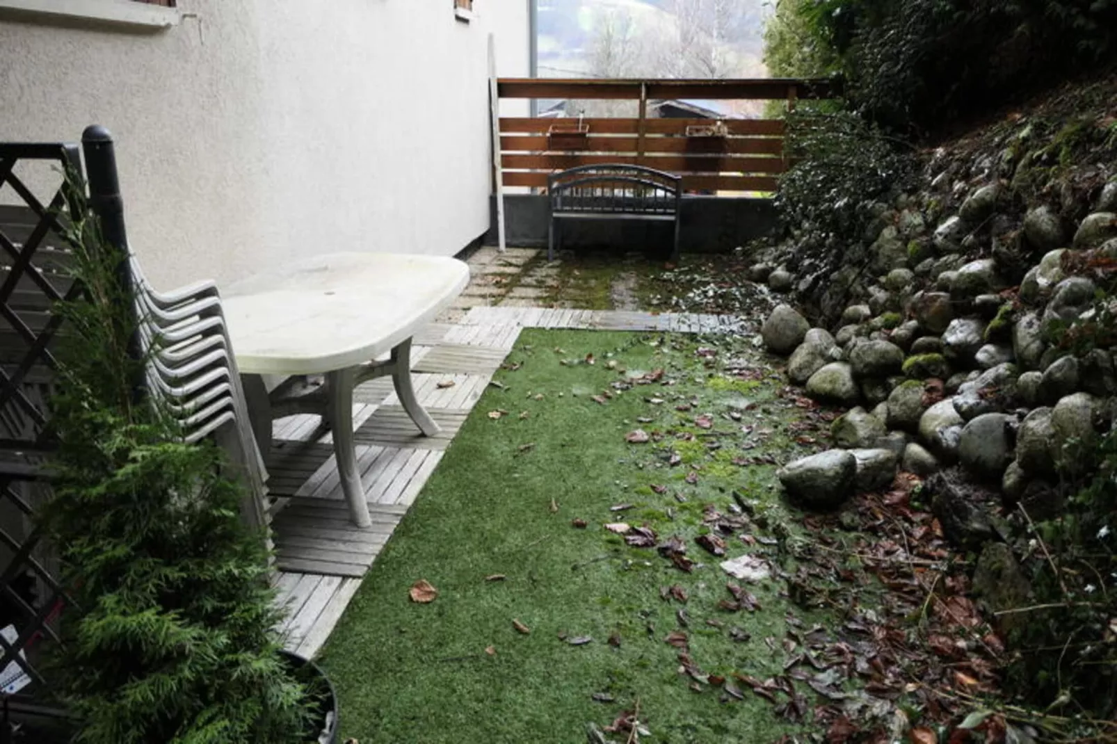 Les Chalet Du Soleil-Exterior in summer