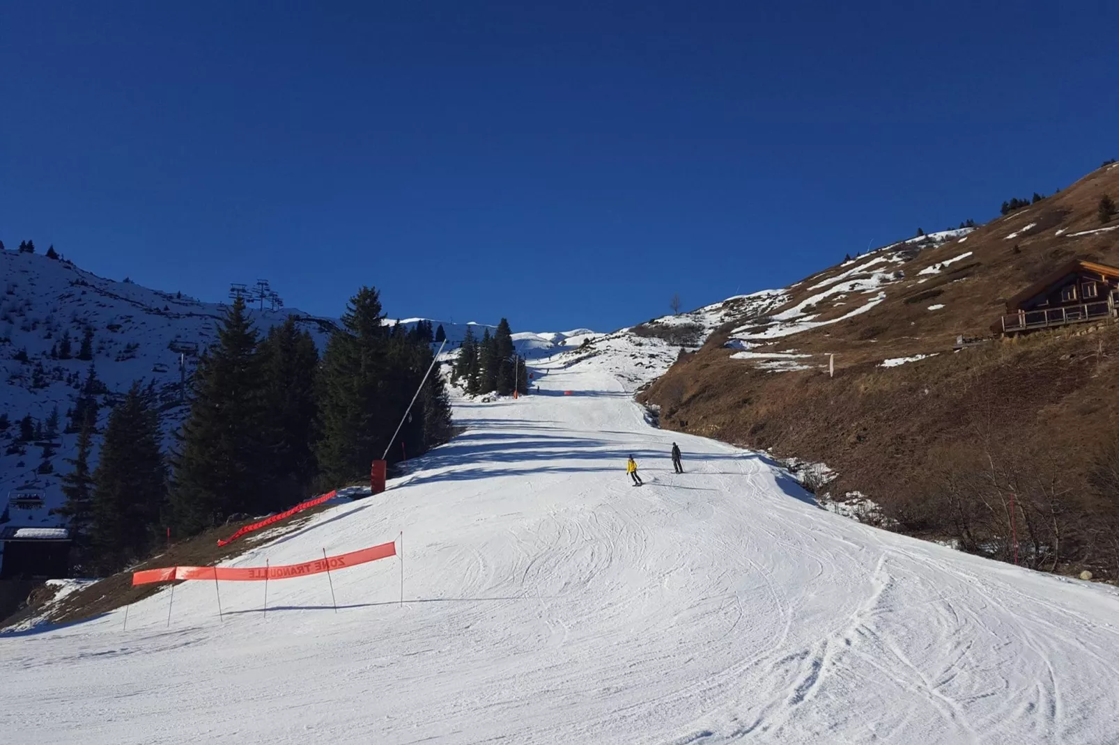 Résidence Le Brulaz-Außenbereich Sommer