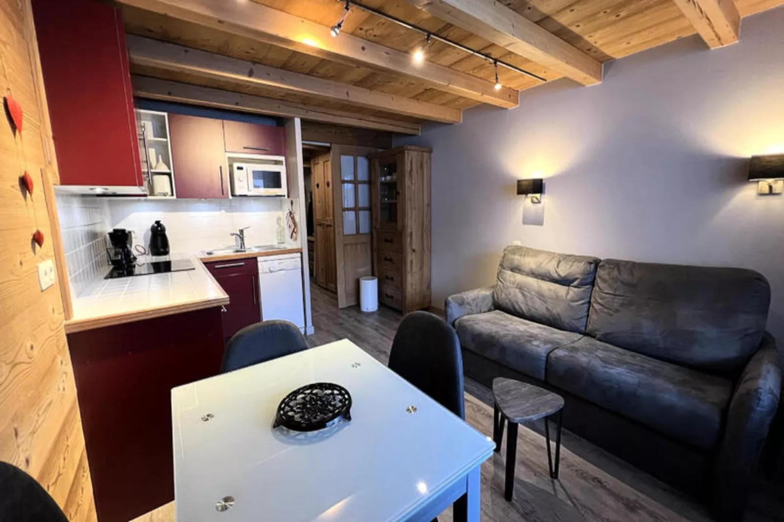 Studio à La Clusaz-Living room