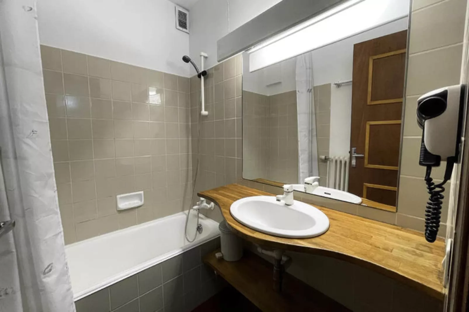 Appartements à La Clusaz-Bathroom