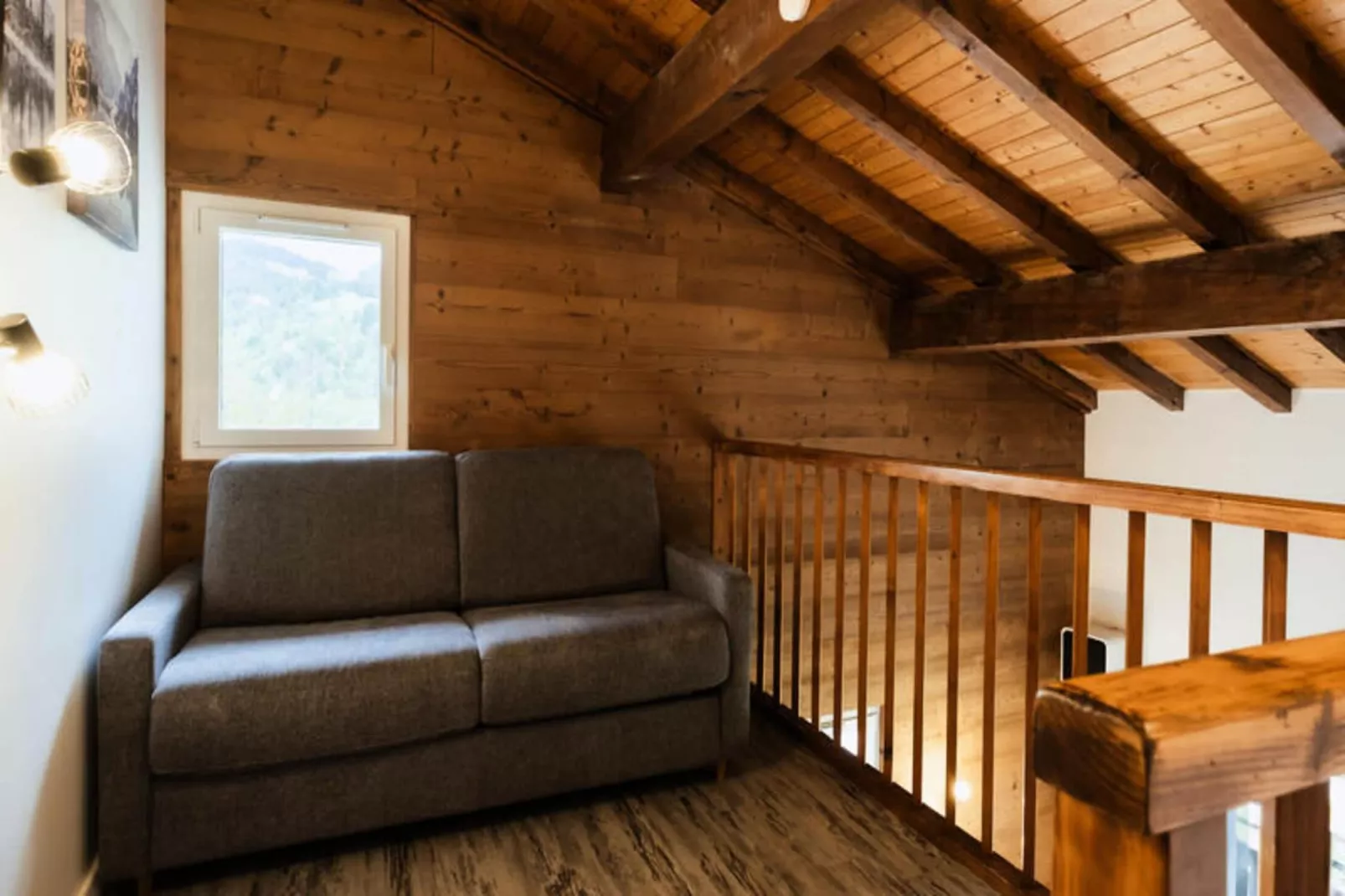 Résidence Autan-Exterior in summer